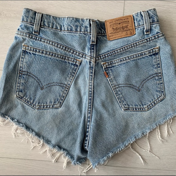 Levi’s Jean Ripped Shorts - Picture 2 of 5